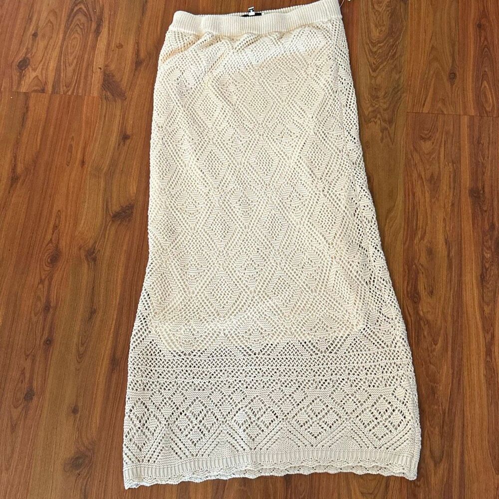 NWT freshman 1996 crochet knit beige skirt fitted size M marshals
